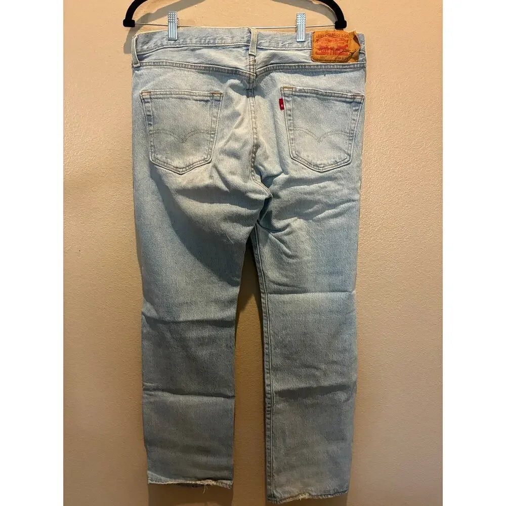 LEVI'S Men's 501 Button Fly Regular Fit Straight Leg Blue Jeans 34x29 Distressed